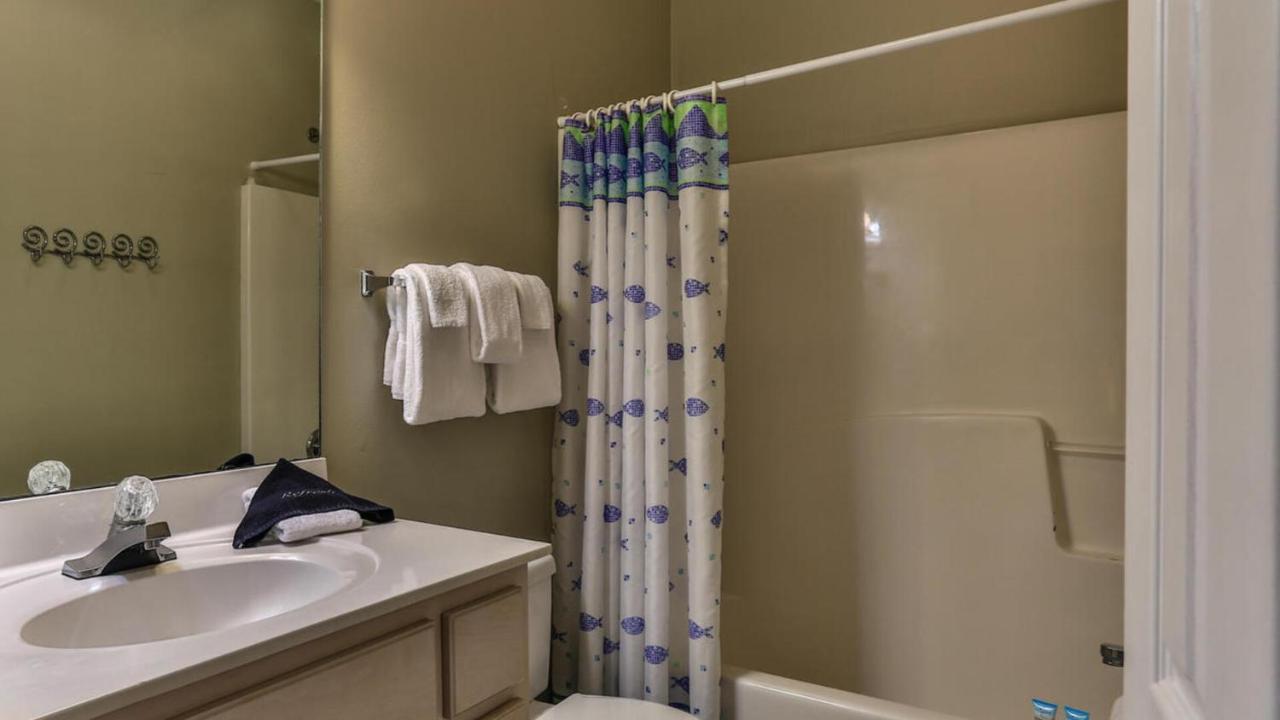 Biglows Bungalow - About A Quarter Mile To Private Neighborhood Beach Access, Pet Friendly, Community Pool Дестин Екстериор снимка